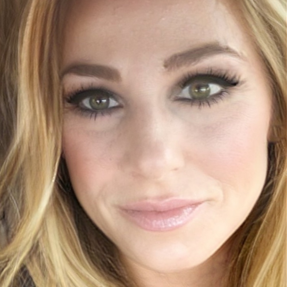 Meet your Posher, Jenifer